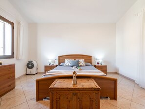Planta, Cielo, Edificio, Propiedad, Ventana, Casa, Madera, El Terreno Del Lote, Cabaña, Escalera