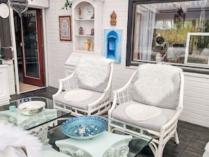 Property, Picture Frame, Furniture, White, Table, Azure, Chair, Interior Design, Couch, Living Room