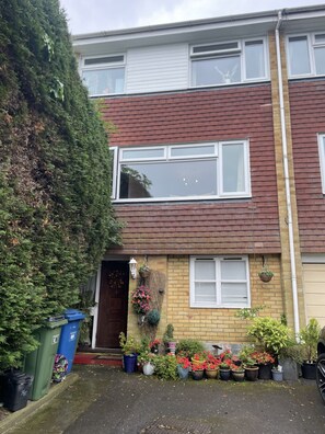Free parking on driveway outside the house
