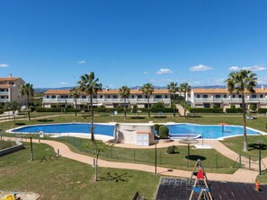 Water, Sky, Plant, Property, Cloud, Swimming Pool, Building, Tree, Urban Design, Shade