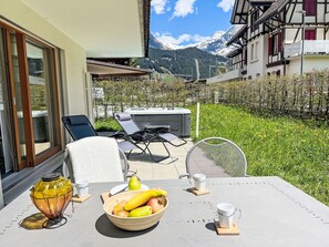 Tableware, Property, Table, Plant, Building, Window, Sky, Interior Design, Outdoor Furniture, Chair