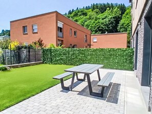 Shrub, Garden, Landscaping, Yard, Artificial Turf, Lawn, Backyard, Courtyard, Hedge, Outdoor Furniture