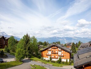 Nuage, Plante, Ciel, Bâtiment, Montagne, Montagnes, Arbre, Fenêtre, Maison, Lot Terre
