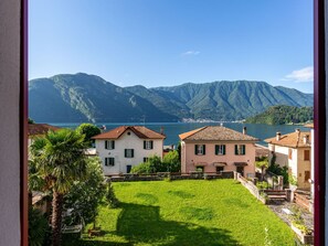 Ciel, Bâtiment, Plante, Montagne, Propriété, Fenêtre, Bleu Azur, Paysage Naturel, Architecture, Lot Terre