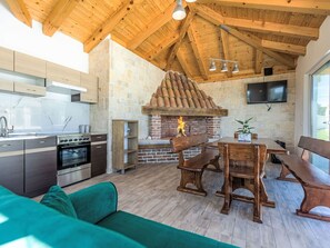 Möbel, Tabelle, Eigentum, Cabinetry, Countertop, Azurblau, Holz, Couch, Stuhl, Wohnzimmer