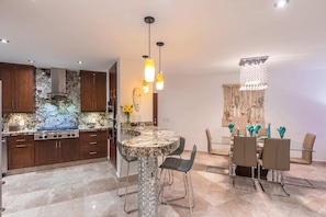 Beautiful granite countertops for enjoying a snack or meal prepping