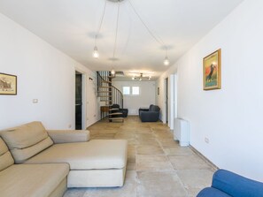 Bilderrahmen, Couch, Möbel, Komfort, Holz, Die Architektur, Interior Design, Fussboden, Flooring, Wohnzimmer