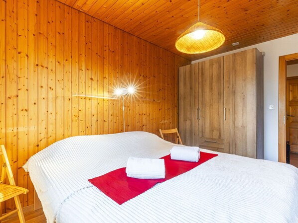 Eigentum, Möbel, Komfort, Textil, Interior Design, Holz, Fussboden, Grundeigentum, Gebäude, Tönungen Und Schatten