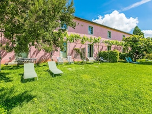 Plante, Nuage, Ciel, Bâtiment, Vert, Arbre, Paysage Naturel, Lot Terre, Herbe, Maison