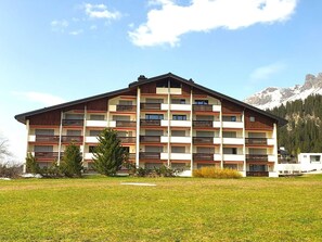 Ciel, Nuage, Plante, Bâtiment, La Nature, Arbre, Fenêtre, Bois, Lot Terre, Architecture