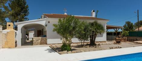 Sky, Water, Plant, Property, Building, Azure, Tree, Shade, Door, Swimming Pool