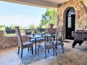 Table, Furniture, Plant, Azure, Chair, Building, Interior Design, Sky, Outdoor Furniture, Shade