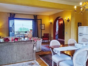 Property, Furniture, Table, Decoration, Window, Lighting, Interior Design, Building, Picture Frame, Living Room