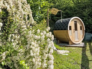 Strauch, Garten, Frühling, Landscaping, Garten, Hinterhof, Rasen, Park, Botanischer Garten, Gartenbauten