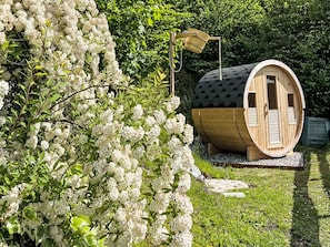 Strauch, Garten, Frühling, Landscaping, Garten, Hinterhof, Rasen, Park, Botanischer Garten, Gartenbauten