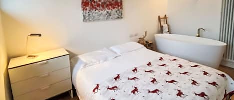 Furniture, Building, Window, Wood, Textile, Comfort, Lighting, Bed Frame, House, Floor