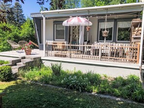 Chalet, Porche, Domicile, Meubles, Porte, Ombre, Jardin, Tableau De Plein Air, Cour
