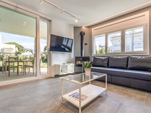 Furniture, Couch, Window, Wood, Shade, Table, Houseplant, Interior Design, Living Room, Plant