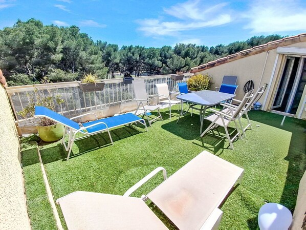 Outdoor Furniture, Apartment, Balcony, Chair, Shade, Backyard, Yard, Outdoor Table, Swimming Pool, Patio