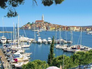 Boot, Wasser, Gewässer, Watercraft, Wasserweg, Boote Und Boating - Geräte Und Materialien, Yachthafen, Küsten Und Ozeanische Forms, Kanal, Küste