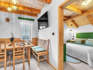 Meubles, Table, Bâtiment, Cadre, Bois, Bleu Azur, Confort, Design Intérieur, Maison, Sol