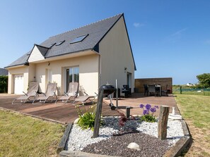 Plante, Ciel, Bâtiment, Fenêtre, Maison, Arbre, Lot Terre, Herbe, Chalet, Zone Résidentielle