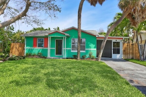 Coquina Hideaway