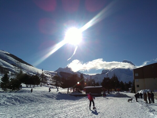 Snow and ski sports