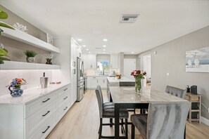 Open Floor plan for entertaining.
