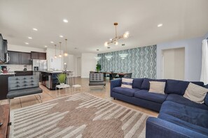 16-web-or-mls-8884-bengal-ct