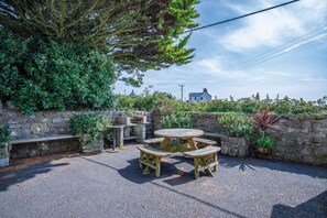 Lundy Lodge – 1 Bedroom Annex – Rhossili (6012)
