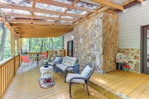 Deck | Grill | Forest Views