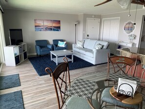 Living and dining area