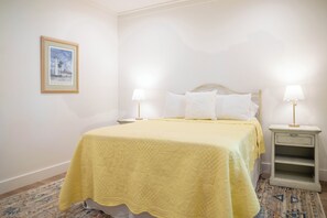 Second bedroom with Queen bed and large Smart TV