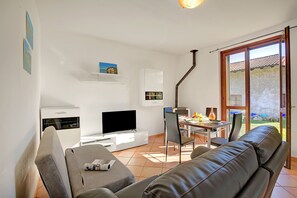 Living and dining room
