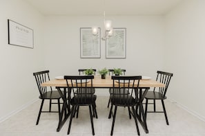 Dining table [seats 6] 