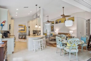 Kitchen bar and breakfast area, high ceilings
