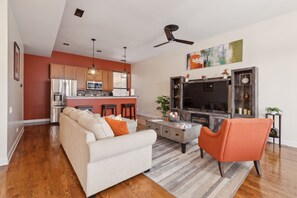 Furniture, Indoors, Living Room, Floor, Flooring
