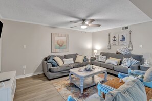 "Couch","Furniture","Home Decor","Architecture","Building"