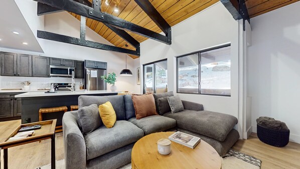 Indoors, Furniture, Living Room, Room, Home Decor