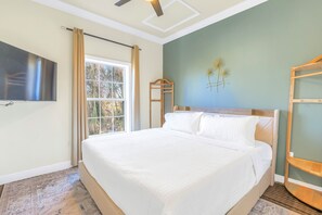 Queen Bedroom, Siesta Key 2BR 4BR