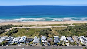 Oceanic House (aerial picture)
