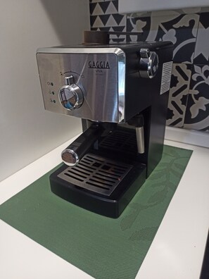 Kaffe och/eller kaffebryggare