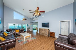 2-web-or-mls-Living20Room201-2-2