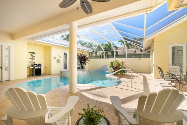 Courtyard Views