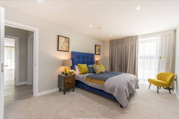 Master bedroom - Designer level deluxe bedroom