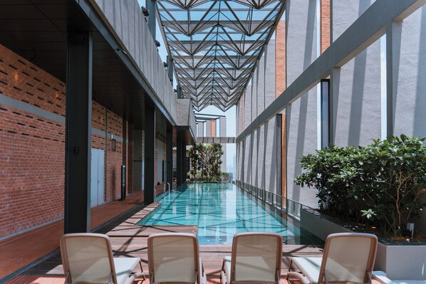Rooftop pool