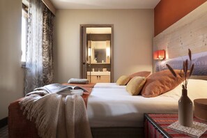Chambre double et salle de bain