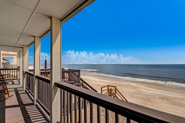 2nd floor open deck