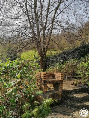 gite-gitedusabotier-fougaron-31G100360-jardin1